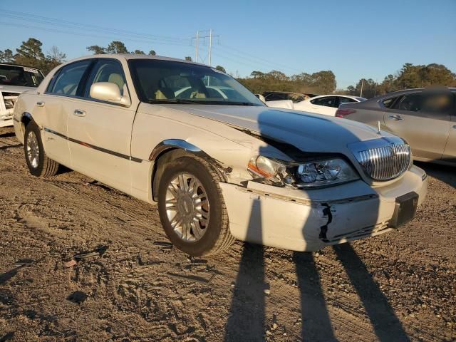 2007 Lincoln Town Car Signature Limited