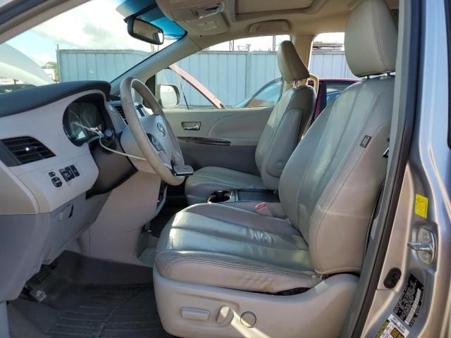 2011 Toyota Sienna XLE