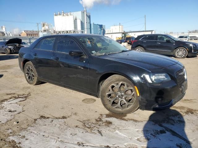 2018 Chrysler 300 Touring