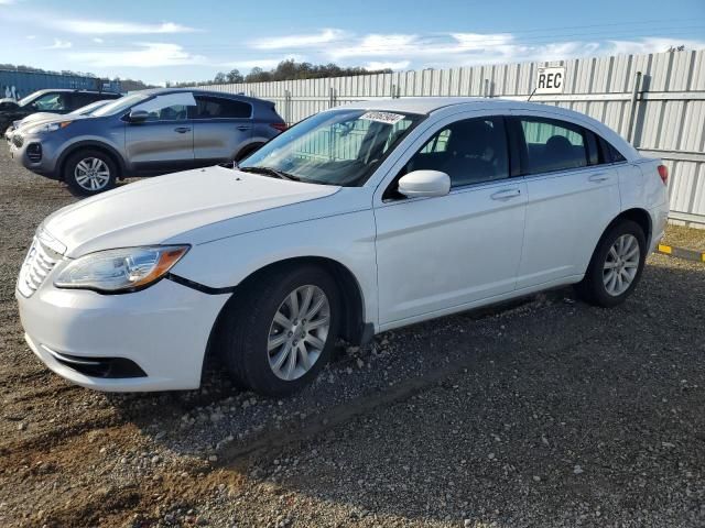 2013 Chrysler 200 Touring