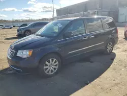 Chrysler Vehiculos salvage en venta: 2015 Chrysler Town & Country Touring