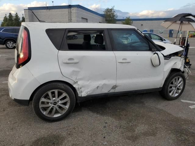 2017 KIA Soul +