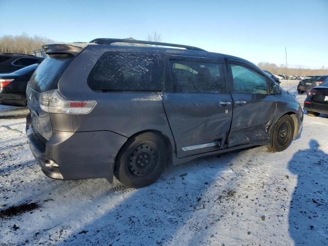 2014 Toyota Sienna Sport