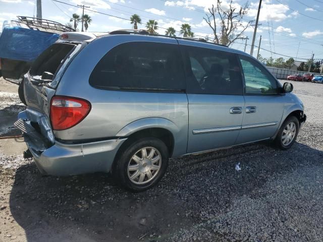 2006 Chrysler Town & Country Touring