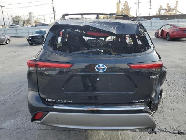 2023 Toyota Highlander Hybrid Platinum