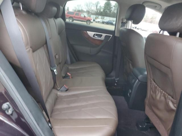 2011 Infiniti FX35