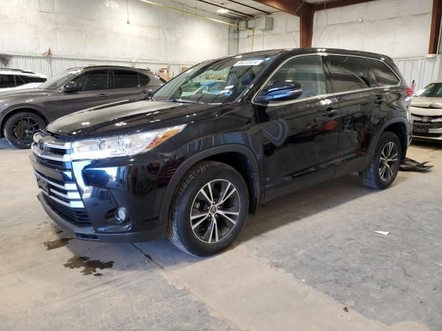 2019 Toyota Highlander LE