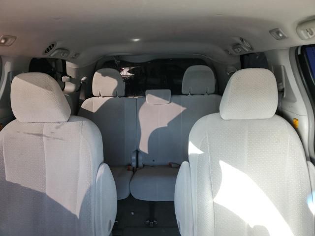 2013 Toyota Sienna LE