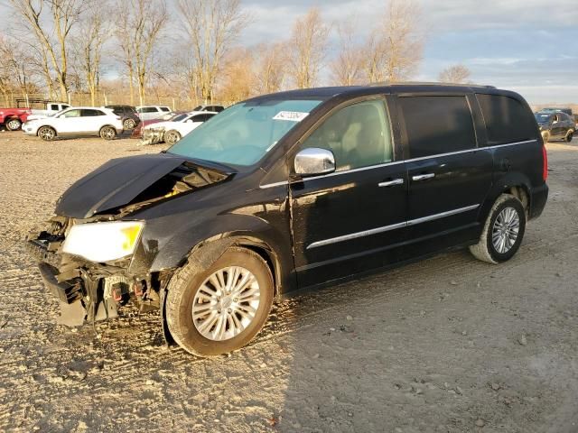 2016 Chrysler Town & Country Touring L