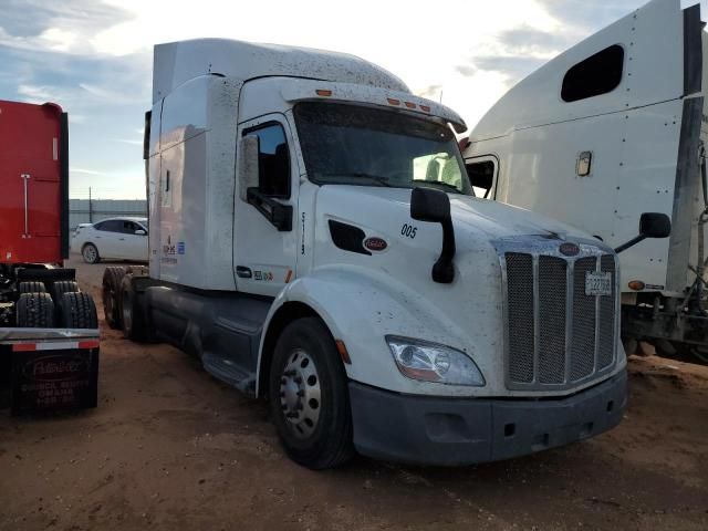 2019 Peterbilt 579