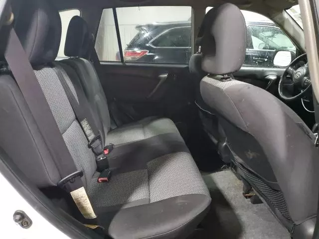 2004 Toyota Rav4