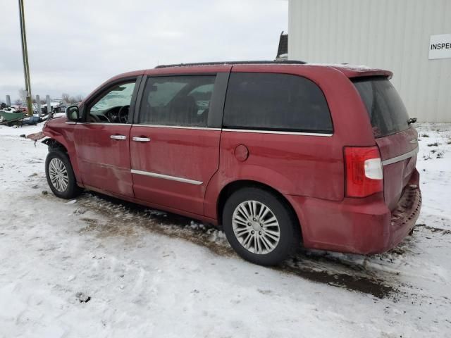 2014 Chrysler Town & Country Touring L