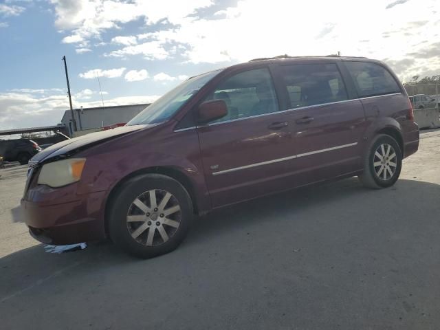 2009 Chrysler Town & Country Touring