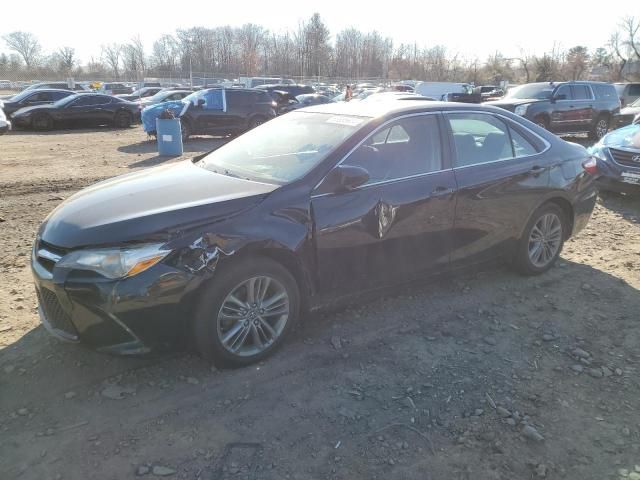 2015 Toyota Camry Hybrid