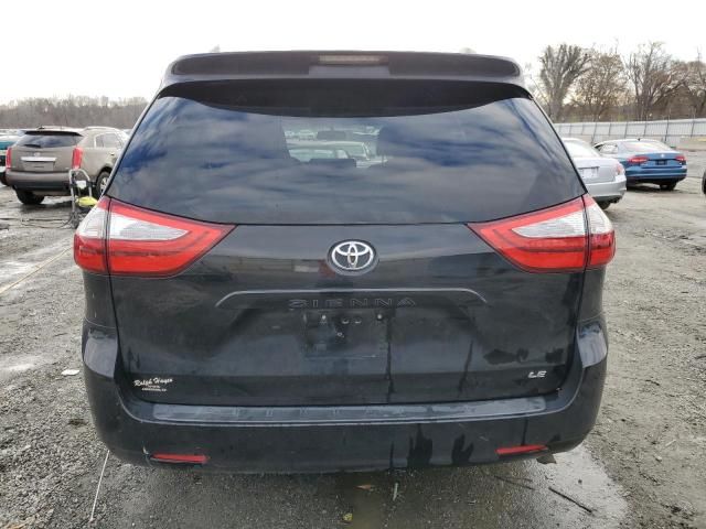 2015 Toyota Sienna LE