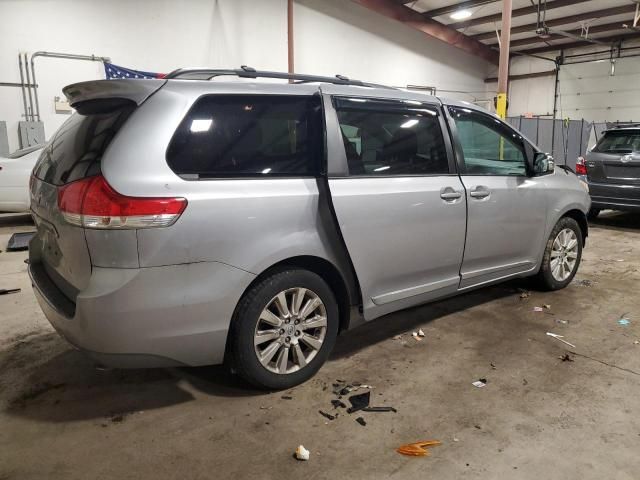 2012 Toyota Sienna LE