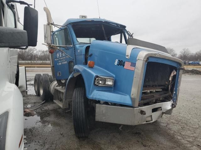 1996 Freightliner Conventional FLD112