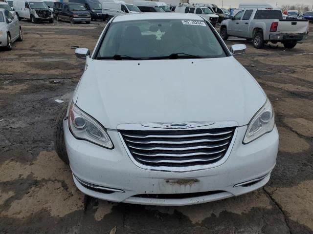 2013 Chrysler 200 Limited