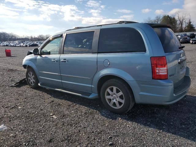 2010 Chrysler Town & Country Touring