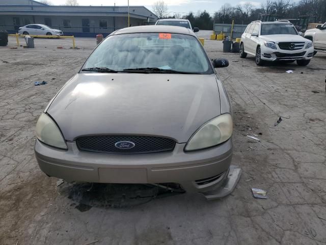 2005 Ford Taurus SE