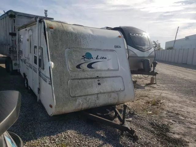 1998 Sunline Travel Trailer