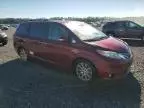 2014 Toyota Sienna XLE