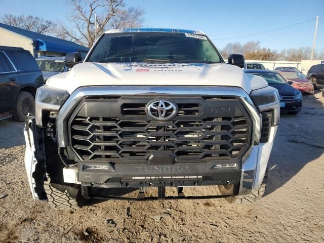 2022 Toyota Tundra Crewmax SR