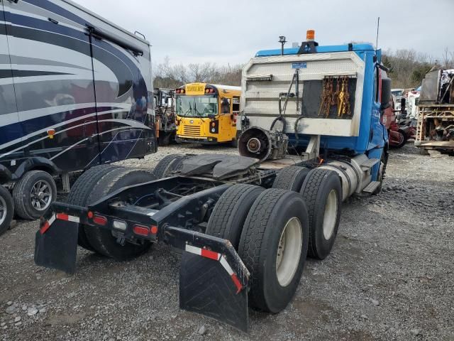 2020 Freightliner Cascadia 126