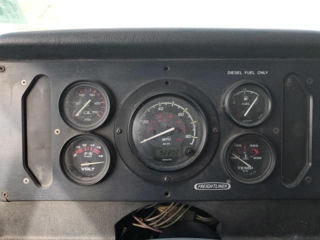 1999 Freightliner Chassis M Line WALK-IN Van