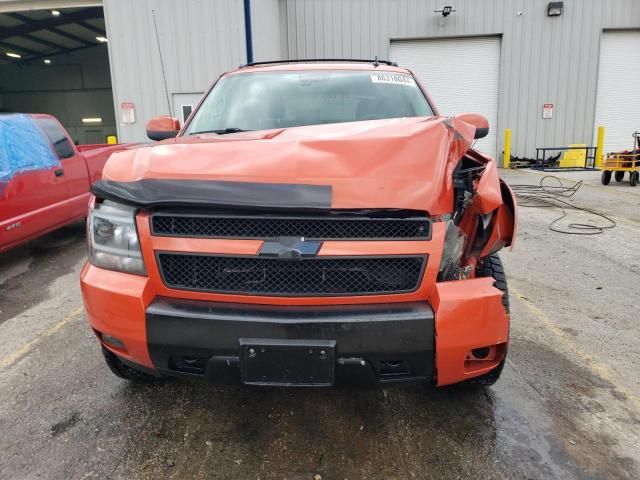 2011 Chevrolet Avalanche LT