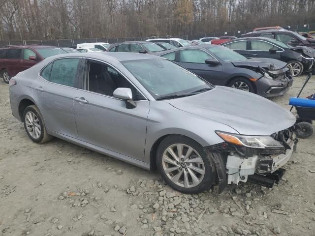 2022 Toyota Camry LE