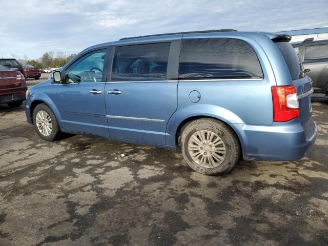 2012 Chrysler Town & Country Touring L