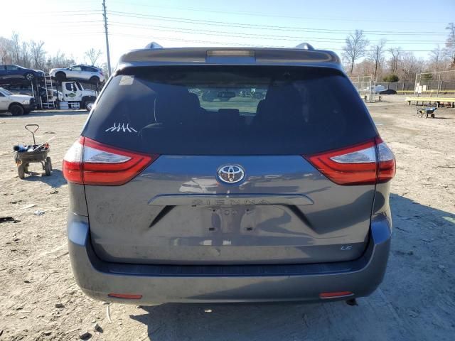 2015 Toyota Sienna LE