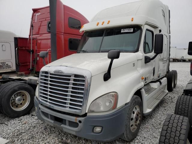 2011 Freightliner Cascadia 125