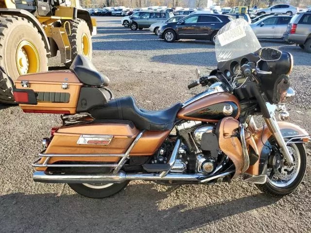 2008 Harley-Davidson Flhtcui 105TH Anniversary Edition