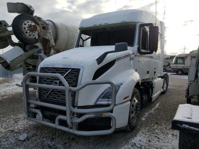 2022 Volvo VN VNL