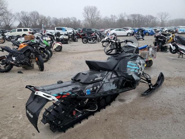 2017 Skidoo Renegade