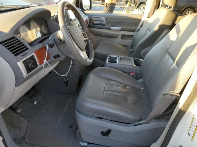 2008 Chrysler Town & Country Touring