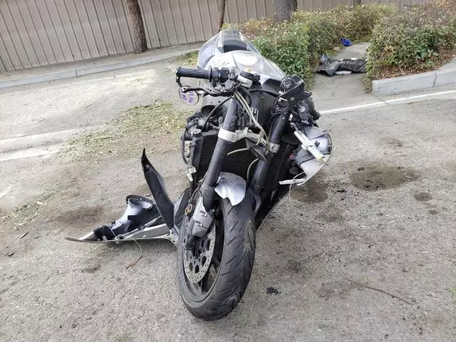 2004 Yamaha YZFR1 C