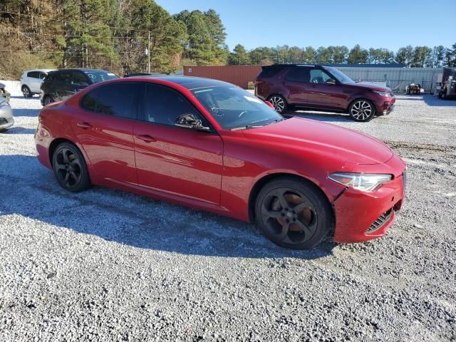 2017 Alfa Romeo Giulia Q4