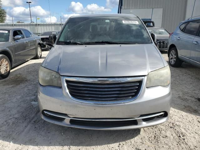 2014 Chrysler Town & Country S