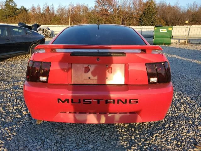 2004 Ford Mustang