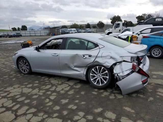 2019 Lexus ES 300H