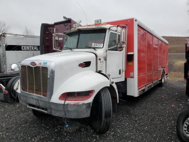 2013 Peterbilt 337