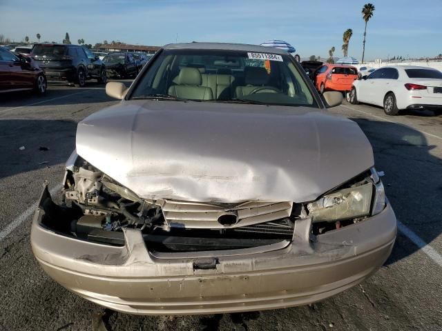 1999 Toyota Camry LE