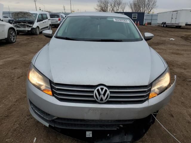 2012 Volkswagen Passat SE