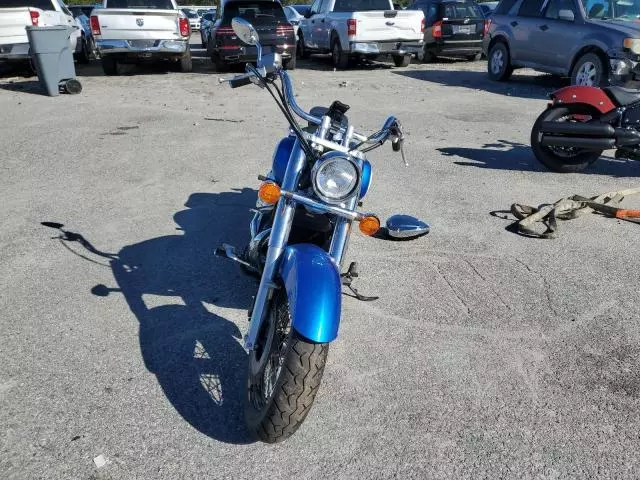 2023 Honda VT750 C