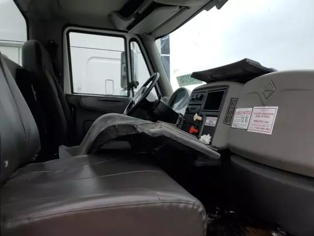 2014 International 4000 4400