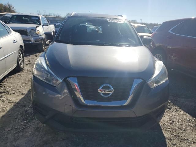 2019 Nissan Kicks S