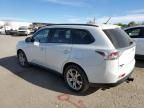 2014 Mitsubishi Outlander ES